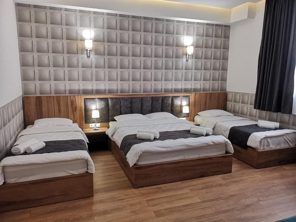 3 Rooms Hotel Tbilisi Exterior photo
