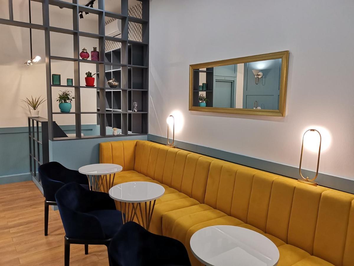 3 Rooms Hotel Tbilisi Exterior photo