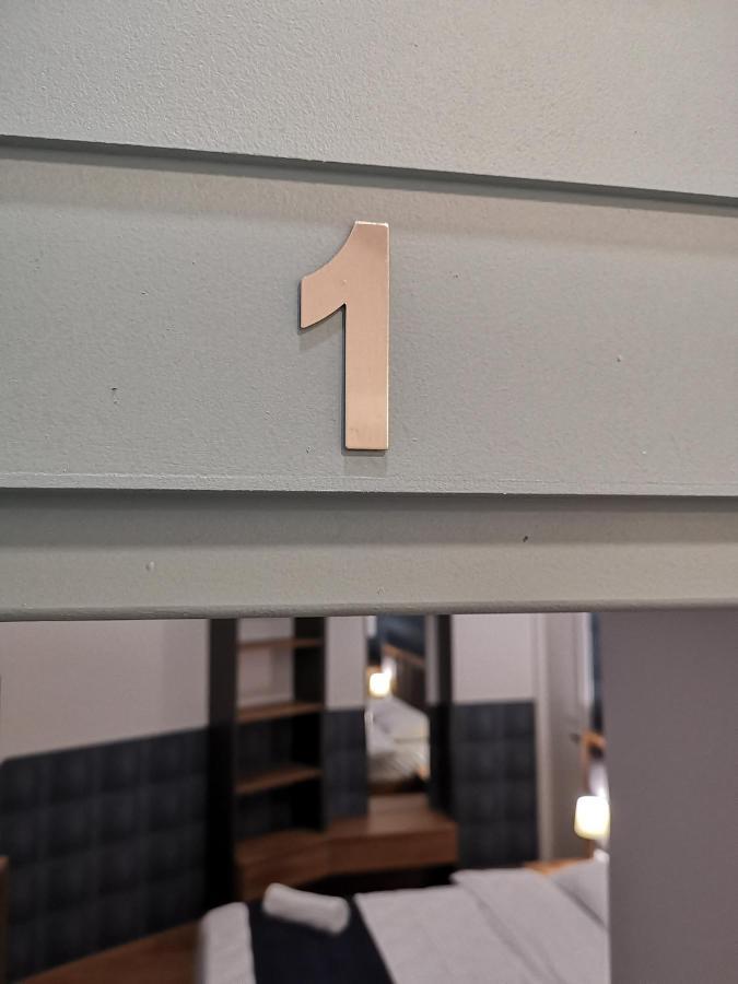 3 Rooms Hotel Tbilisi Exterior photo