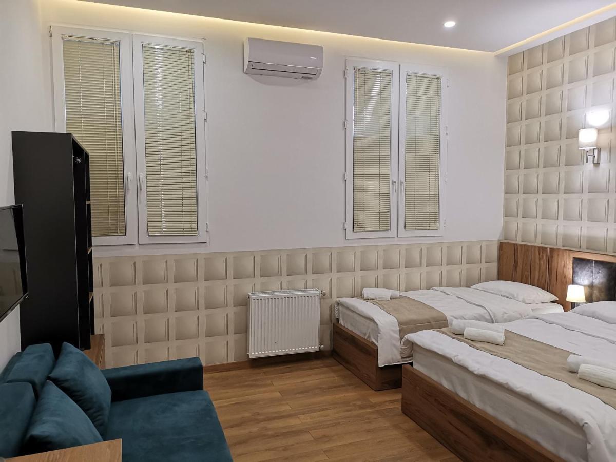 3 Rooms Hotel Tbilisi Exterior photo
